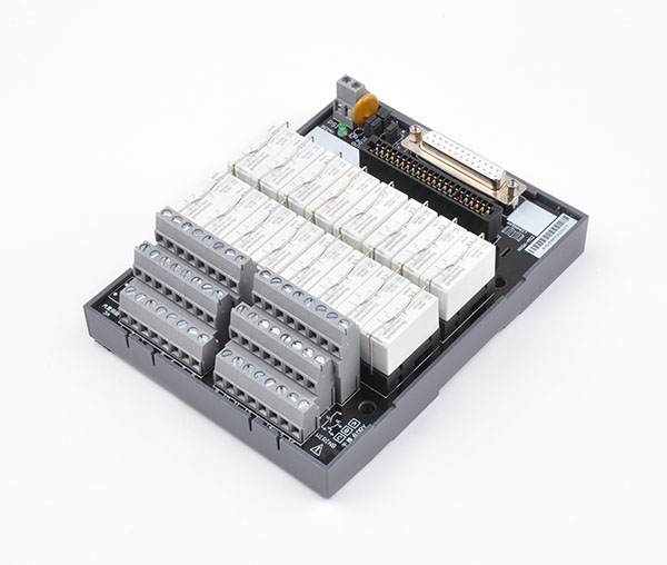 ͨ�þo���͸ɽ��c(di��n)�^���ݔ�����Ӱ� Q-16DO-RL-C